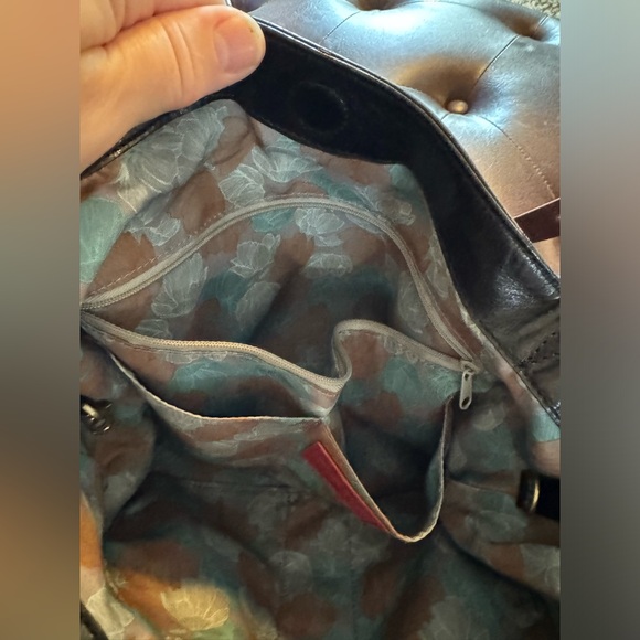 Hobo Lennon Leather Tote Bag - Picture 4 of 11